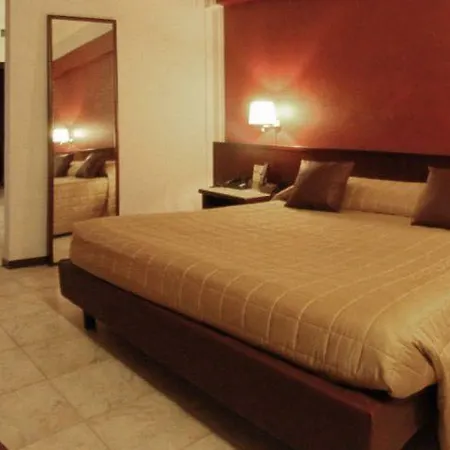 Forum Hotel 4*