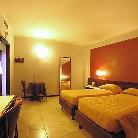 Forum Hotel 4*