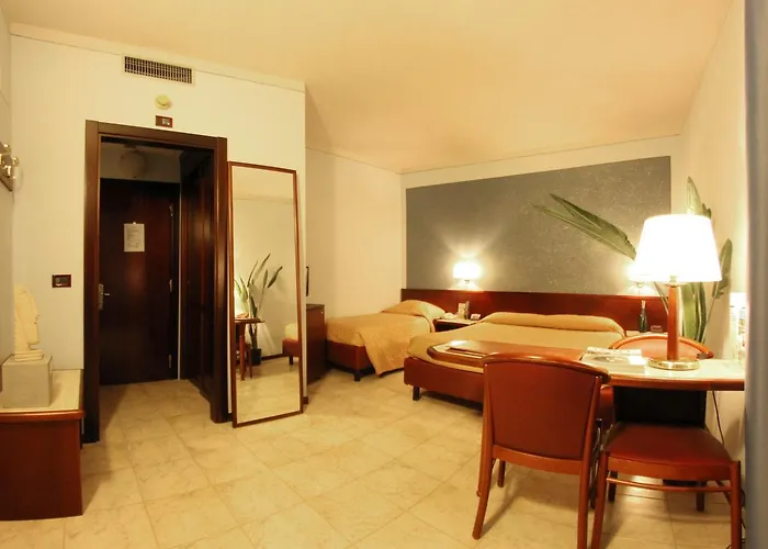 Forum Hotel 4*